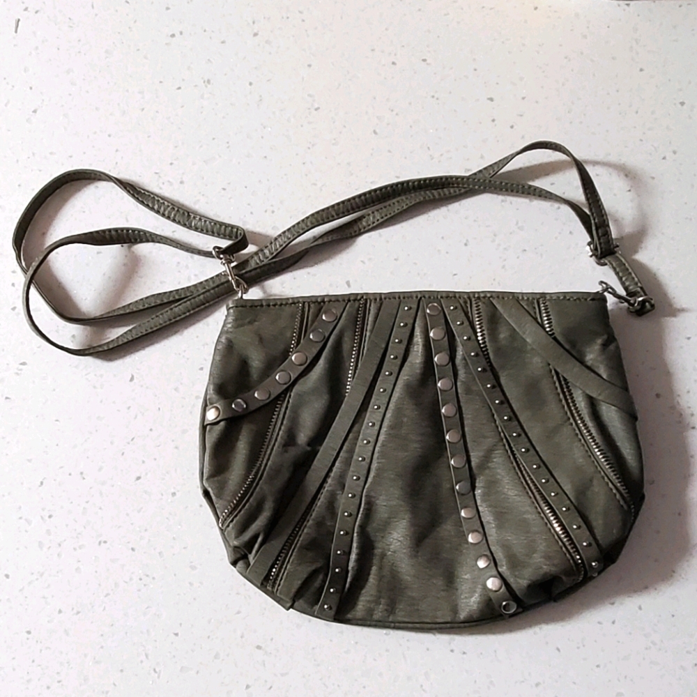 NWOT Candie's gray purse